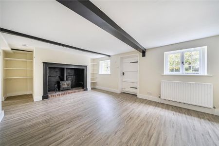 4 bedroom detached house to rent - Photo 2