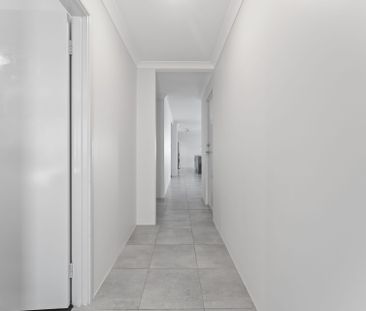 4x2 Family Home - Photo 5