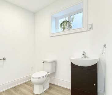 For Lease - 274 LINCOLN Street Unit# REAR, Welland, Ontario - Photo 2