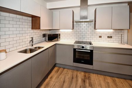 2 bedroom flat to rent - Photo 3
