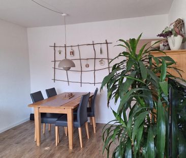 Helle ca. 54qm Wohnung mit Sonnenbalkon & moderner EBK – Top reno - Photo 6