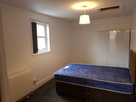 1 bedroom ground floor maisonette to rent - Photo 4