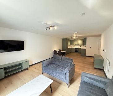 Apartment 1, Pollecoff House 290-294 High Street - Photo 1