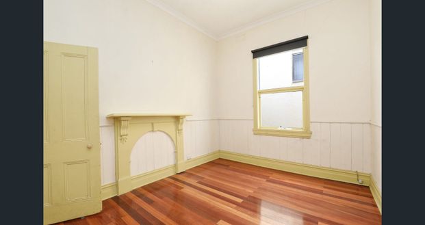 17 Bank Street, Richmond VIC 3121 - House For Rent | Domain - Photo 1
