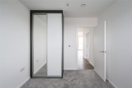 2 bedroom penthouse to rent - Photo 2