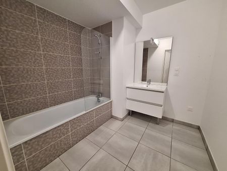 Location Appartement 3 pièces 67m² VILLENAVE D ORNON 33140 - Photo 5