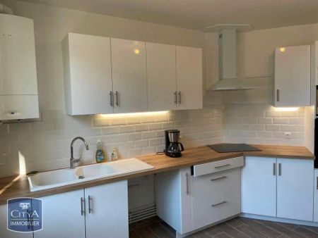 Appartement à louer 4 pièces 98.81m² - Photo 3