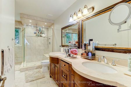 For Lease - 22 Chip Court, Richmond Hill, Ontario - Photo 2