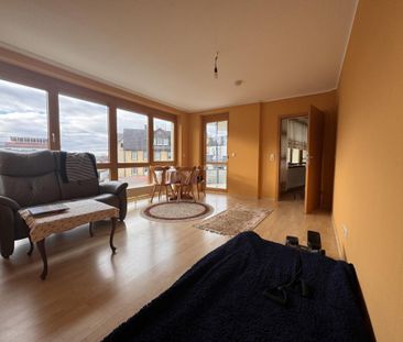 Großzügige Wohnung in perfekter Crailsheimer Lage ab sofort frei! - Photo 2