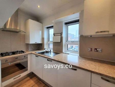 Lodge Place, Sutton, SM1 - Photo 3