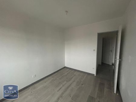 Location Appartement 3 pièces 62m² ST ETIENNE 42000 - Photo 4