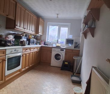 Wake Road, March - Photo 5