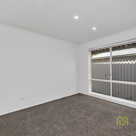 Beautiful three-bedroom home in Banks - Photo 3