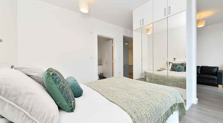 One Bed Apartment - Photo 5