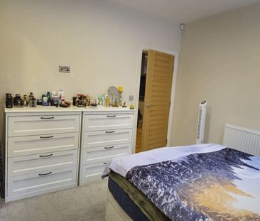 1 Bed Terraced House, Pemberton, B18 - Photo 3