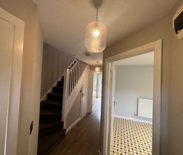 3 bedroom semi-detached house to rent - Photo 6