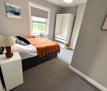Mixed use to rent - Photo 3