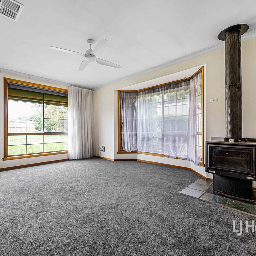 Relaxed Living with Indoor and Outdoor Entertaining! APPLICATIONS NOW OPEN - Photo 1