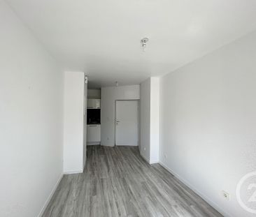 Location Appartement 2 pièces 27m² RIOM 63200 - Photo 2