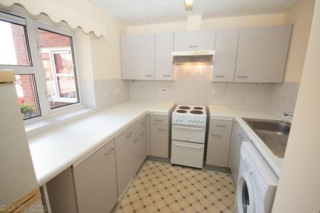 1 bedroom flat to rent - Photo 5