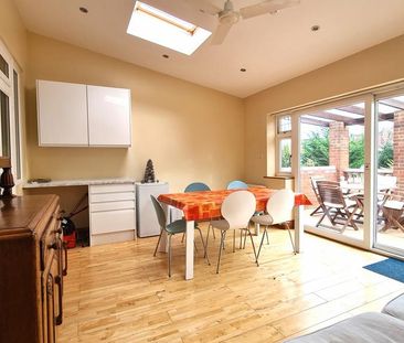 Studio to rent - Photo 5