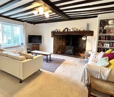 6 bedroom detached house to rent - Photo 1