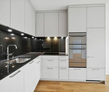 Modern Living in the City Centre - Photo 1