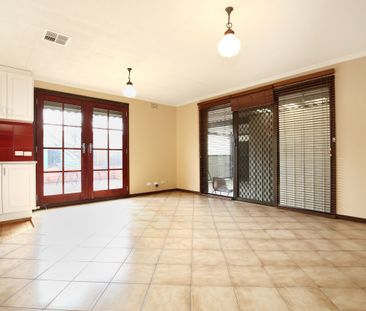 Spacious and Bright 3-Bedroom Home in Epping - Photo 6