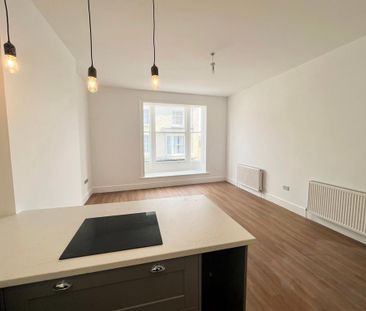 3 bedroom apartment to rent - Photo 1