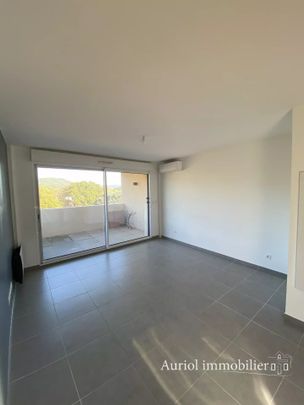 Location Appartement 2 pièces 43m² AURIOL 13390 - Photo 1
