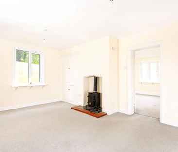 3 bedroom detached house to rent - Photo 2