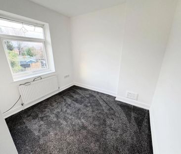 3 bedroom end of terrace house to rent - Photo 5