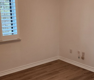 For Lease - 14 Farmington Main Crescent, Toronto, Ontario - Photo 3