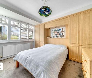 Newstead Rise, Caterham, Surrey, CR3 - Photo 2