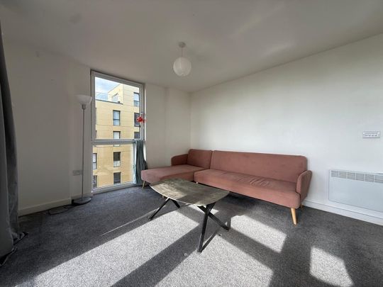 2 Bed Flat, Adelphi St, M3 - Photo 1