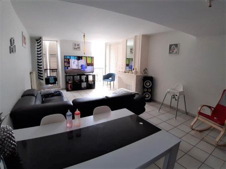 Appartement 4 pièces à Toul - Photo 2