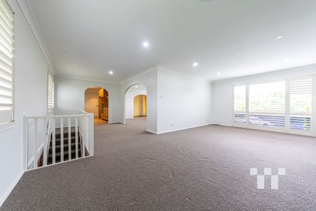 Spacious Family Home in Prime Location - Photo 3