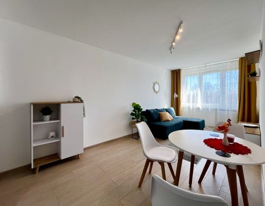 2- pok.mieszkanie na wynajem- os. Albertyńskie 36.4 m² - Photo 1