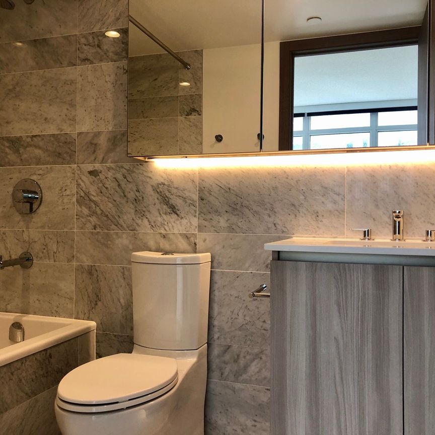 For Lease - 19 Bathurst Street Unit# 612, Toronto, Ontario - Photo 1