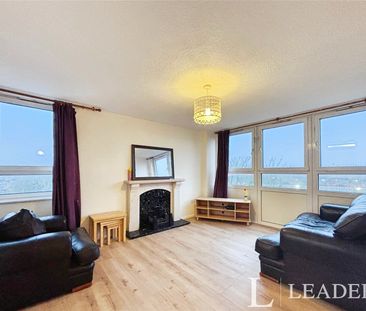 property to rent Willowfield Tower, Harlow, CM18 - Photo 3