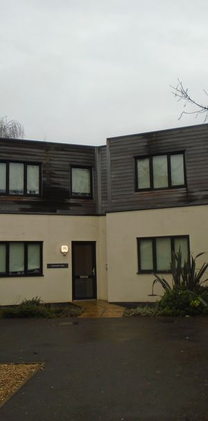 Student Properties to Let - Photo 2