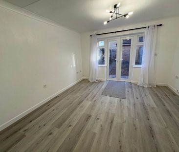 OIRO £1,950 pcm - Available Now - Unfurnished - Photo 6