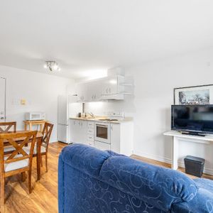 Petit condo/appart studio à Sutton tout inclus location annuelle - Photo 2