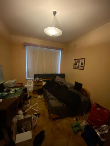 3 Bedroom Family Home in Fantastic Location! - Photo 4