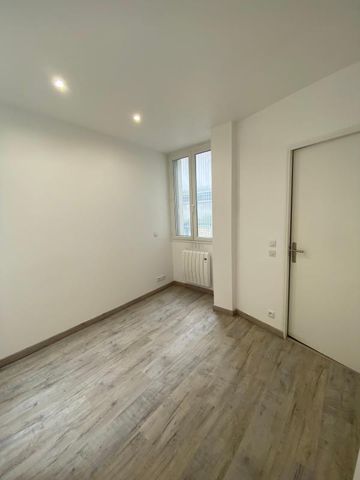 Location Appartement 3 pièces 81m² ISSY LES MOULINEAUX 92130 - Photo 4