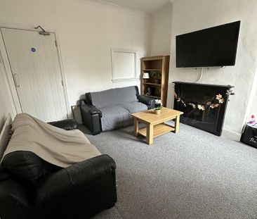 4 bedroom house to rent - Photo 2