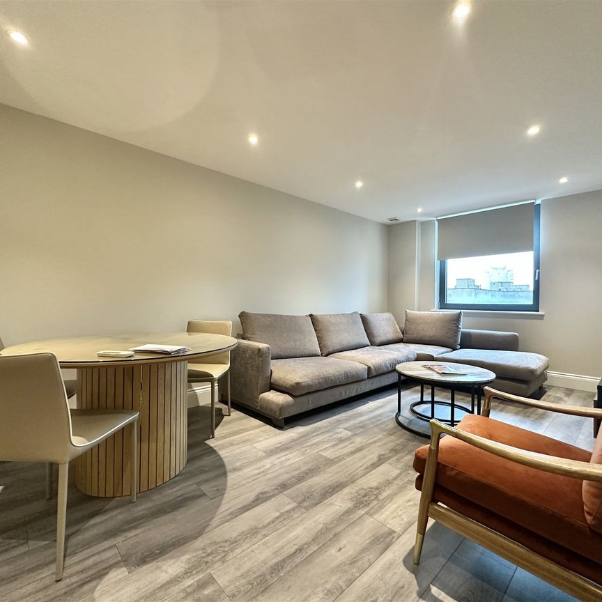 Sheldon Square, London - Photo 1