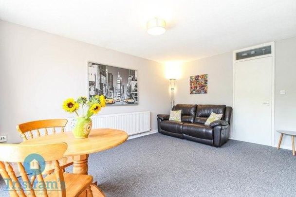 2 bedroom house share to rent - Photo 1