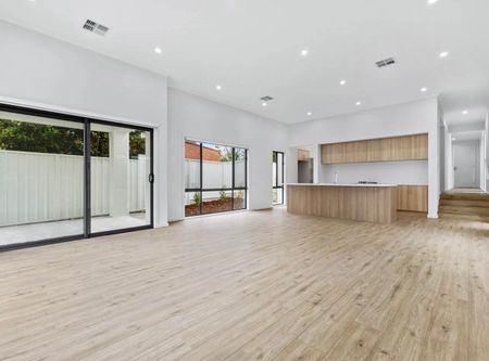 Windsor Gardens - Photo 4