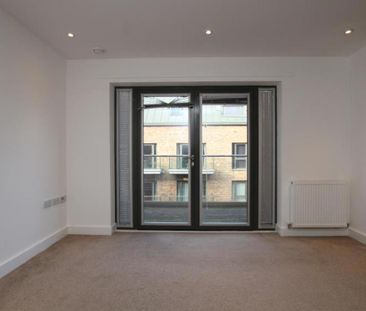 A spacious property in the ever popular Wapping Wharf area, with th... - Photo 1
